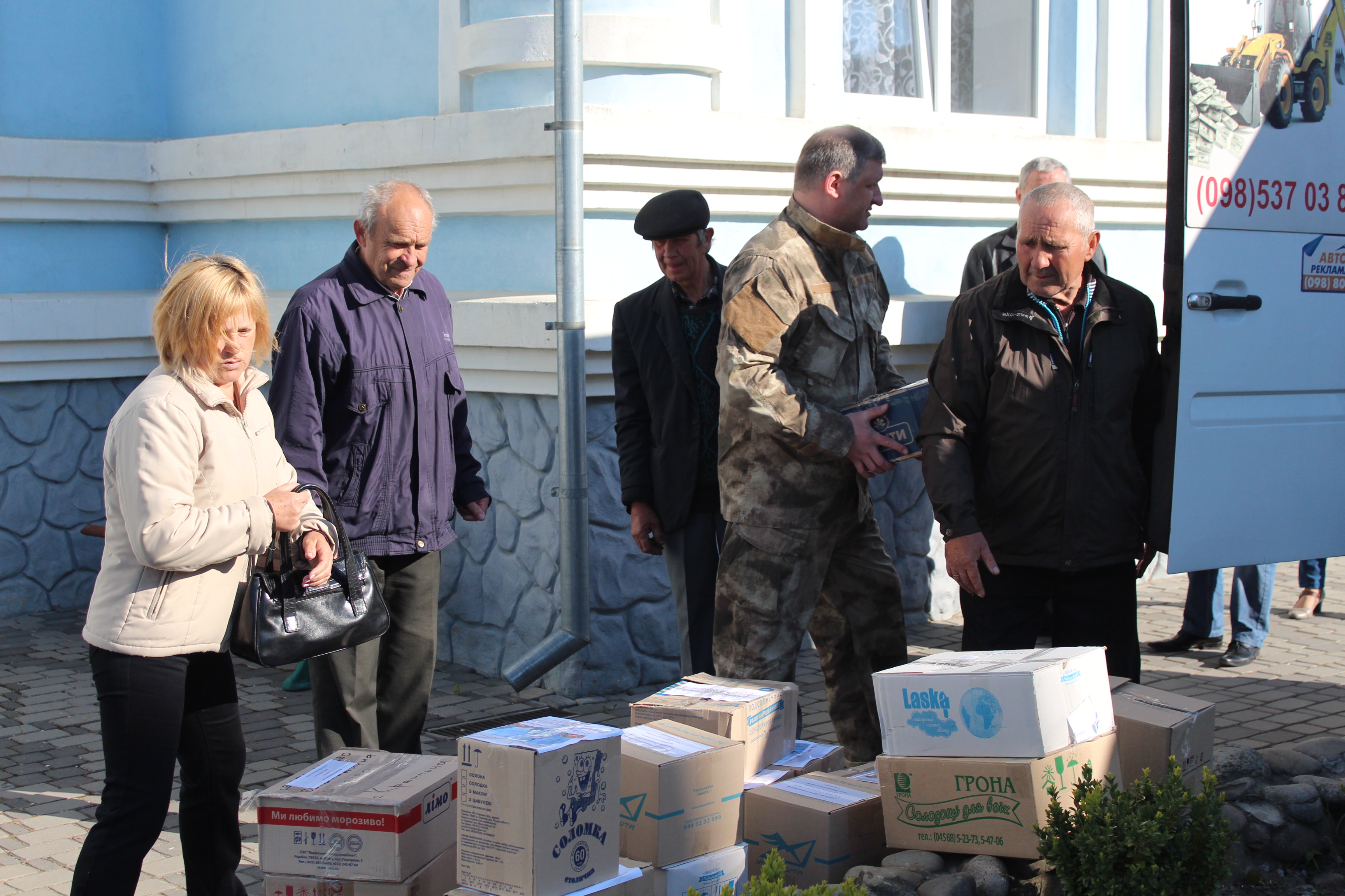 Великодні гостинці для воїнів АТО