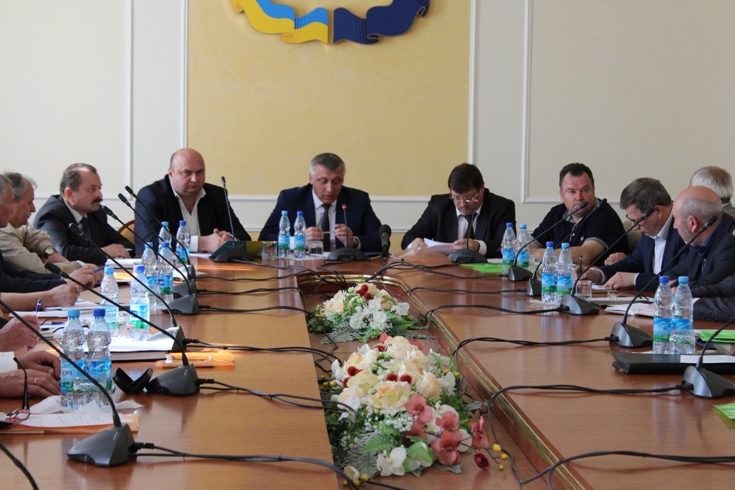 Обговорено проблемні питання життєдіяльності міст області