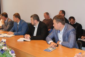 Гуменний будівельники 003