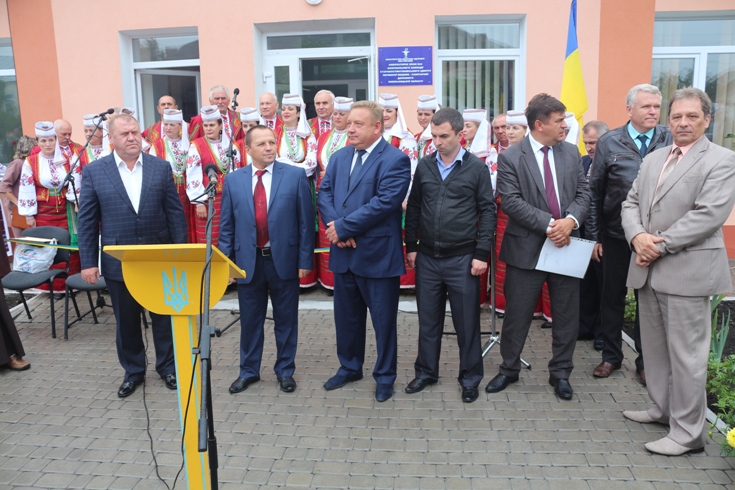 У м. Старокостянтинові відбулося урочисте відкриття оновленої будівлі амбулаторії