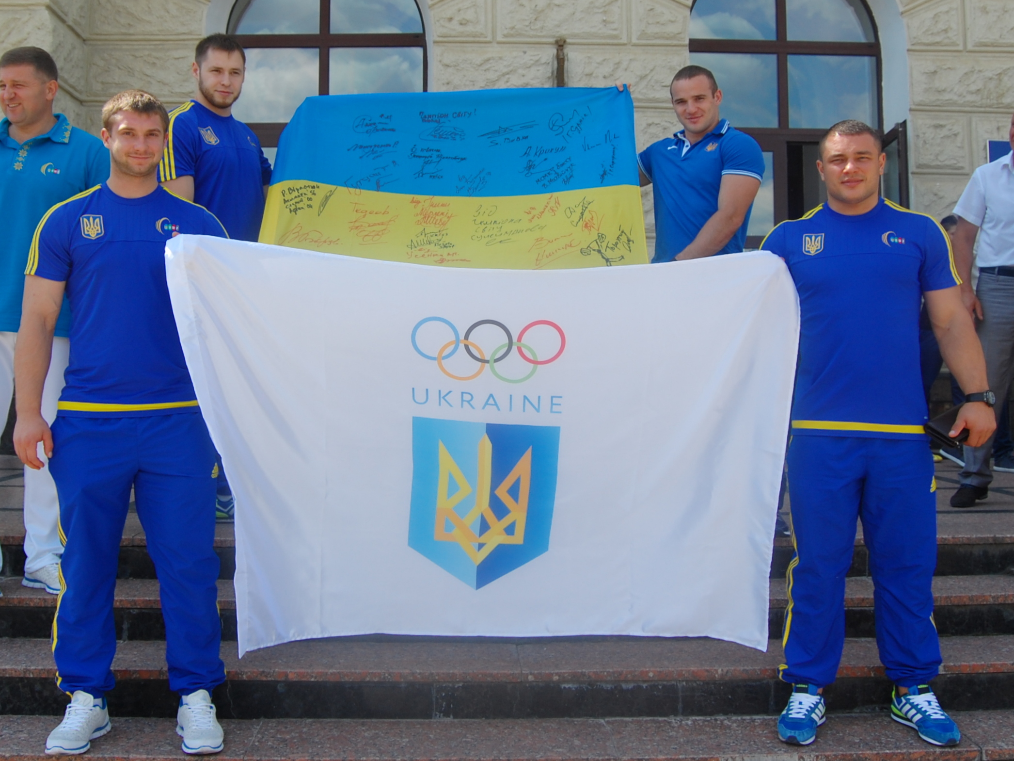 Найкращих хмельницьких важкоатлетів урочисто провели на Олімпійські ігри