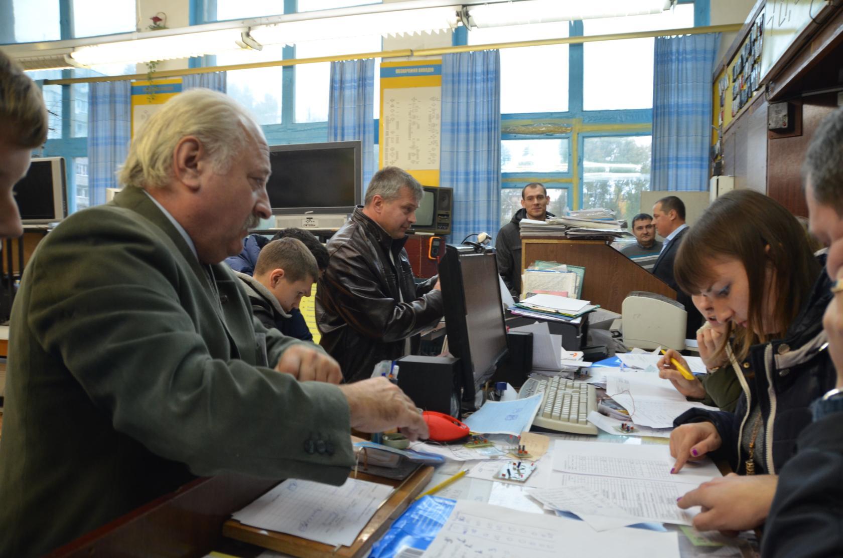 Відбувся обласний конкурс-змагання  з радіоелектронного конструювання