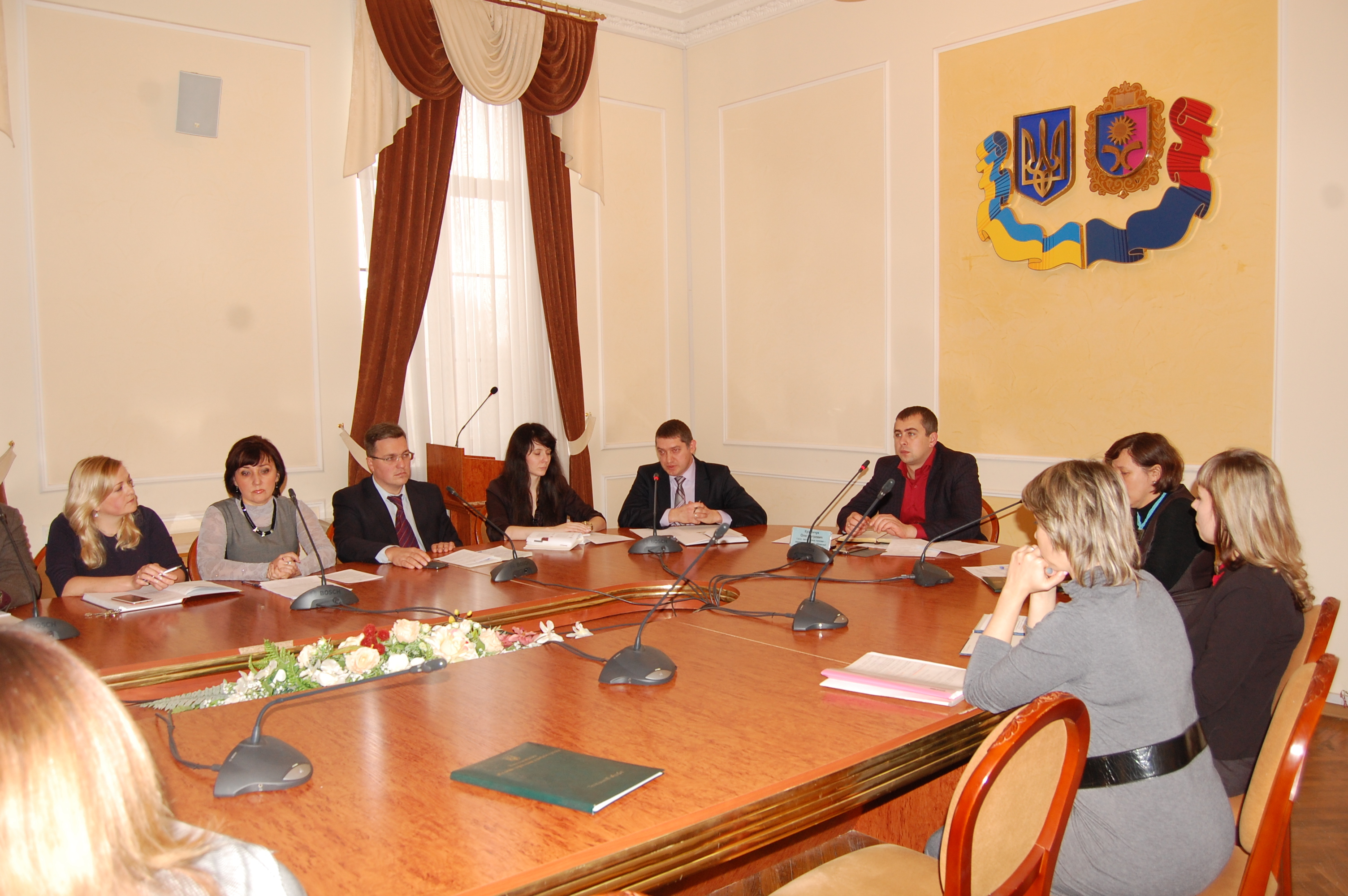 Олег Кузмінчук провів нараду з керівниками апаратів райдержадміністрацій
