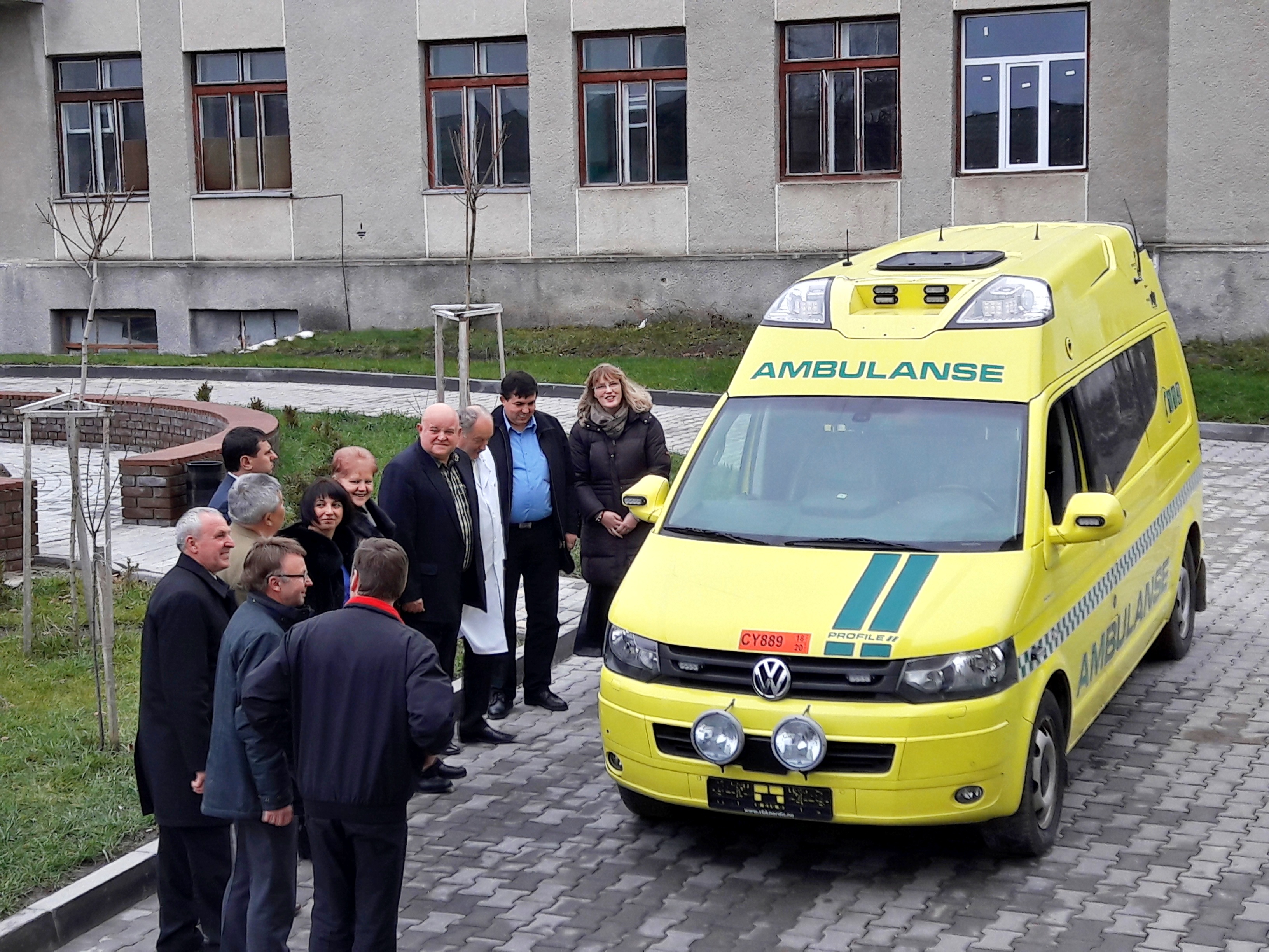 Норвезькі благодійники подарували реанімобіль Дунаєвецькій центральній районній лікарні