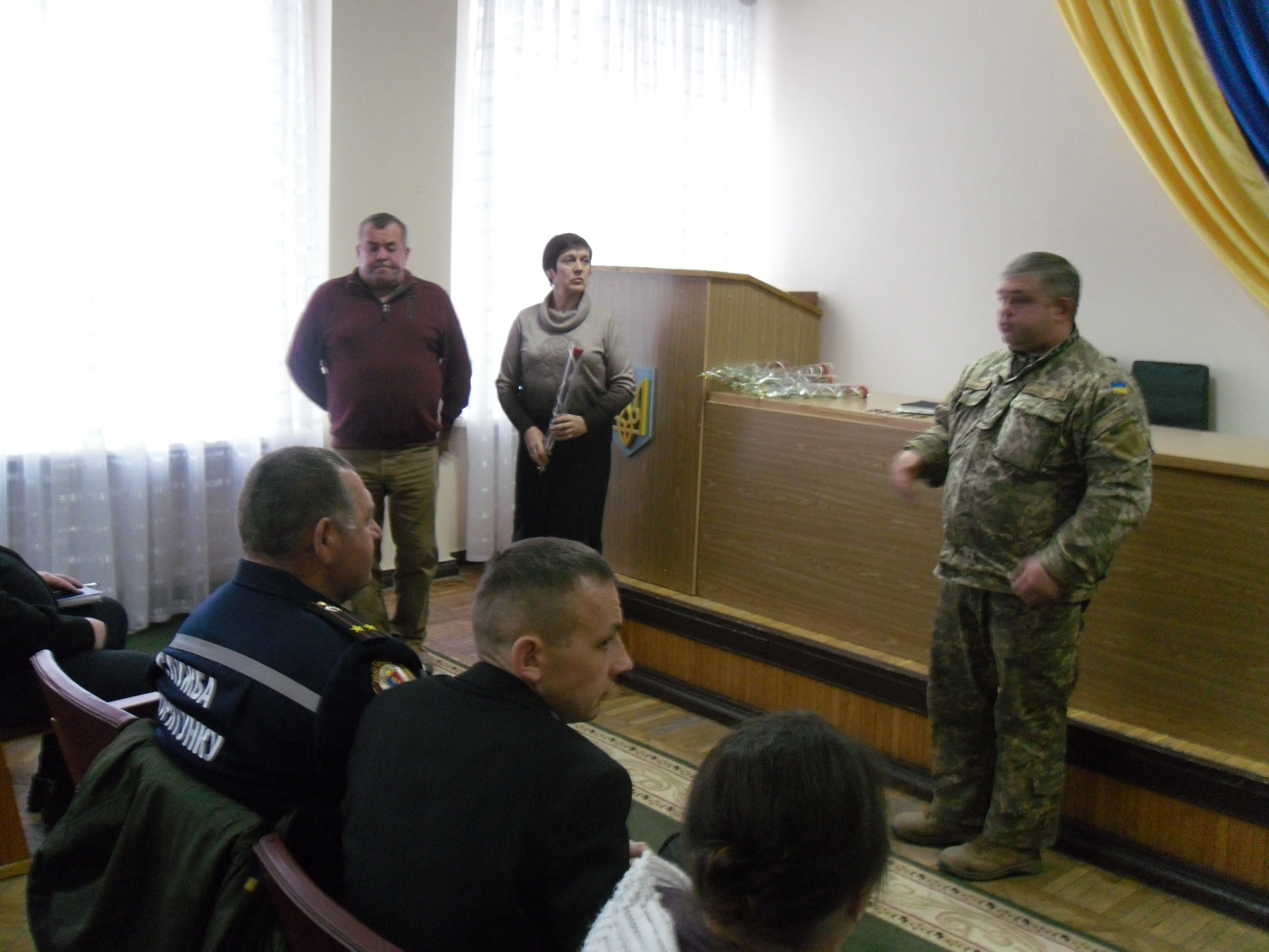 В Ізяславі учасникам АТО урочисто вручили нагрудні знаки