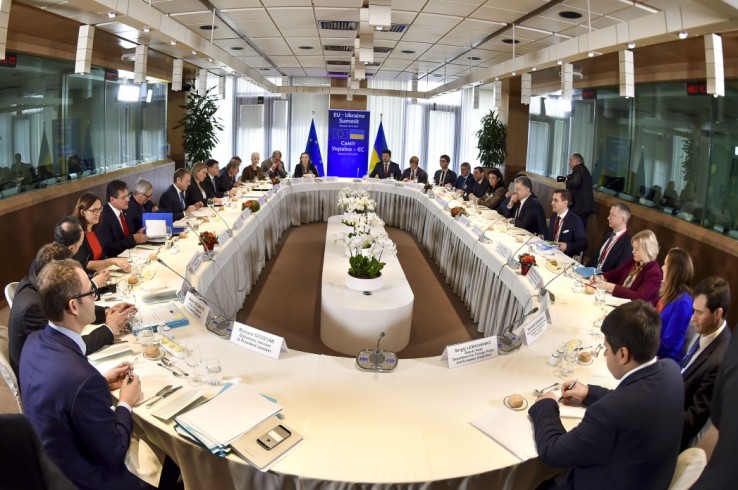 Глава держави: Саміт Україна-ЄС визначив чіткі перспективи ратифікації Угоди про асоціацію та незмінність її положень