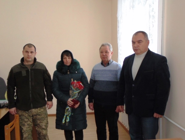 Матері загиблого в АТО соколівчанина вручили орден “За мужність” III ступеня