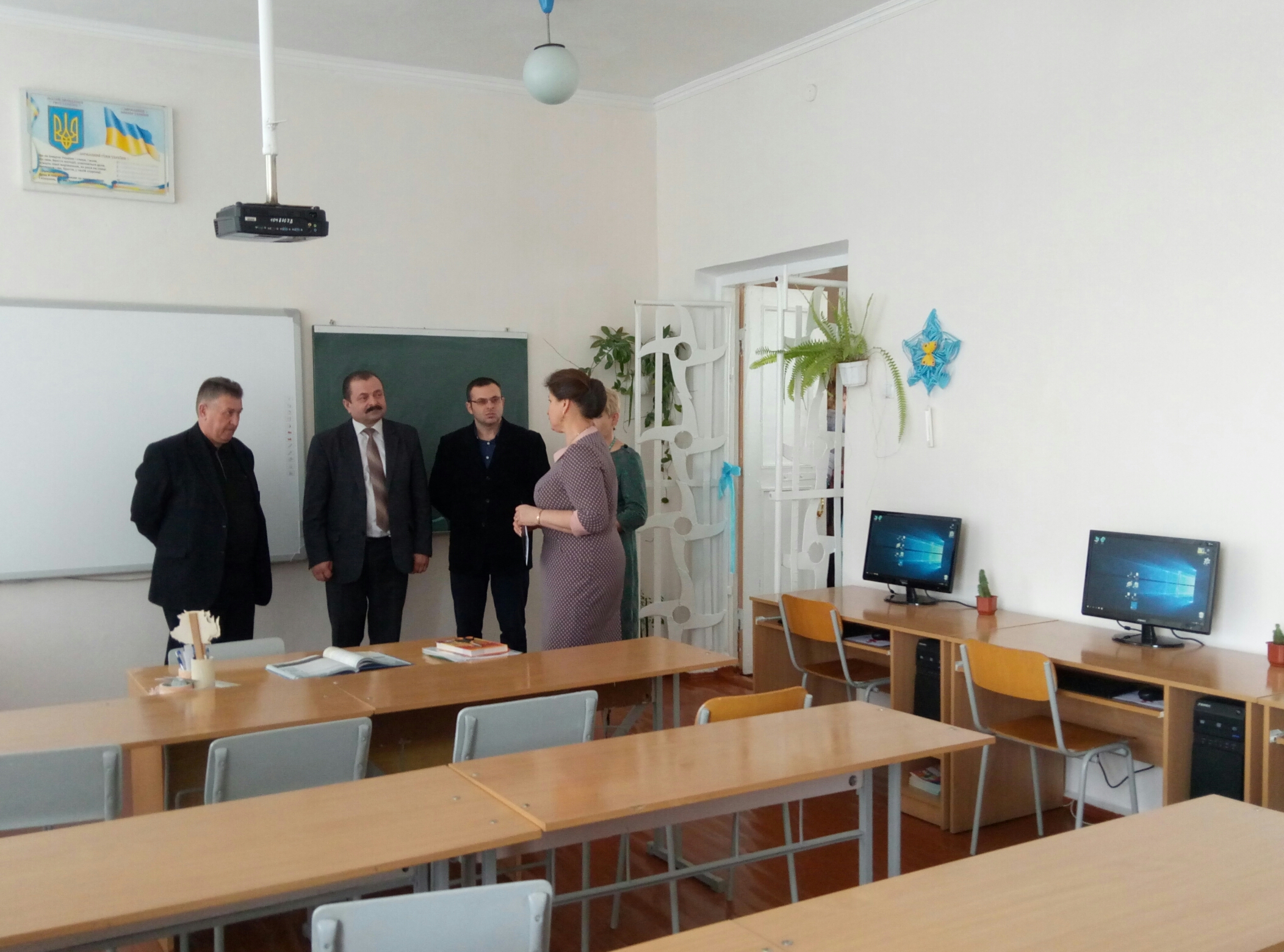 У сільських школах області триває оновлення комп’ютерних класів