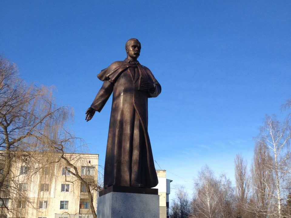 У Старокостянтинові відкрили пам’ятник Великому Кобзареві