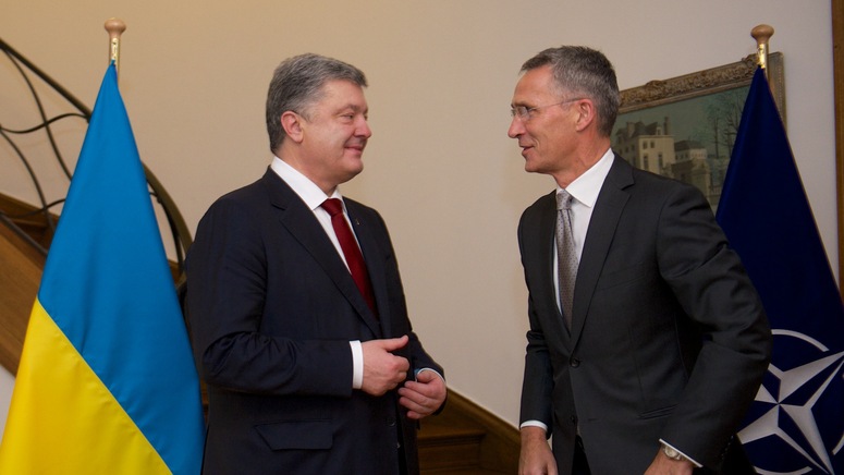 Генеральний секретар і Президент Порошенко обговорили співпрацю між НАТО і Україною