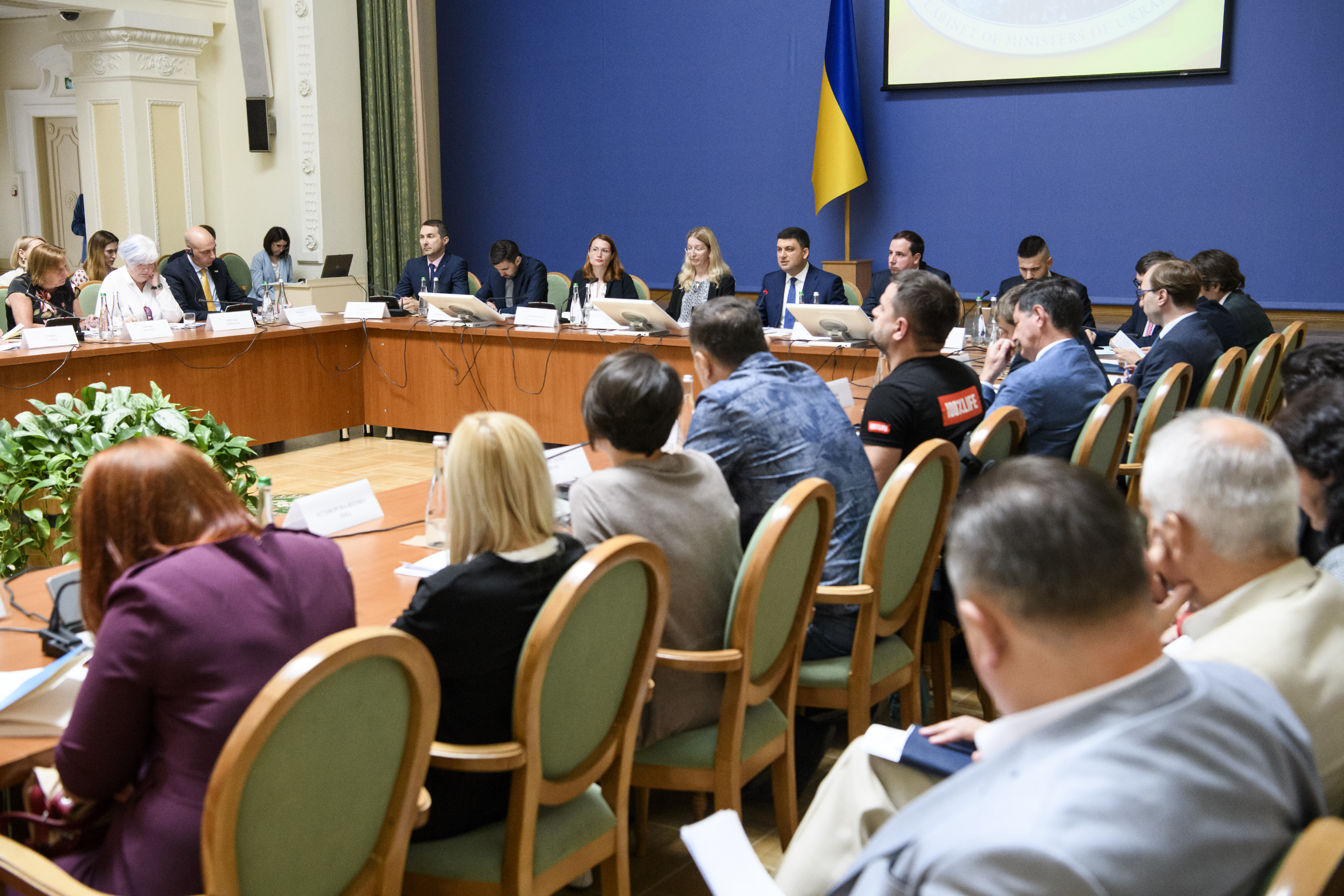 До 1 вересня всі лікарні мають оприлюднити інформацію про наявні ліки, – Глава Уряду