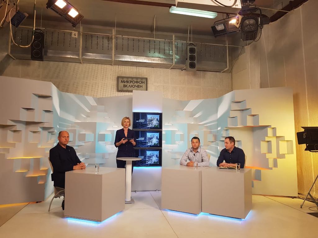 Вадим Лозовий звітував перед громадою за перший рік роботи в ефірі суспільного