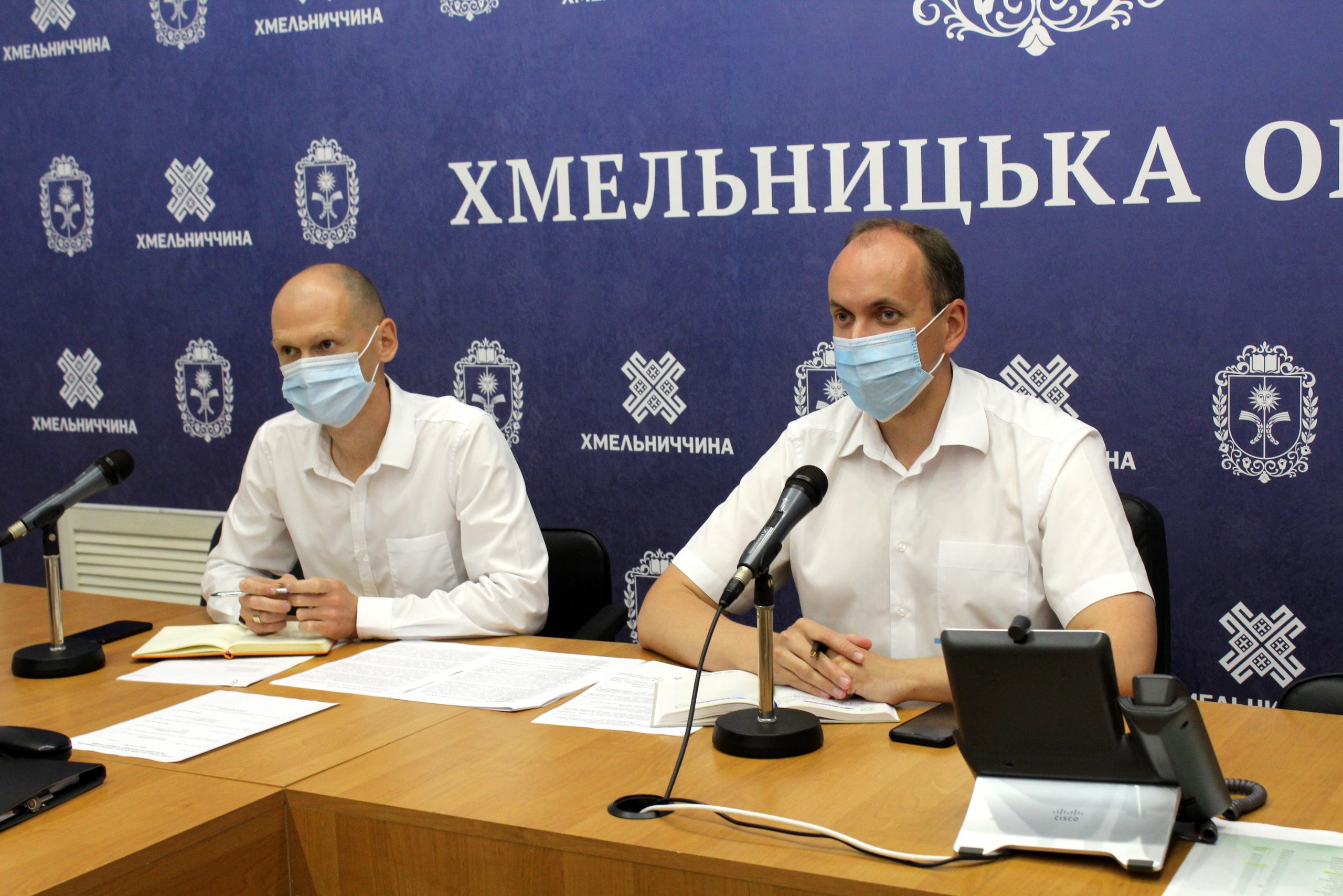 Міністр розвитку громад та територій України Олексій Чернишов провів селекторну нараду з регіонами