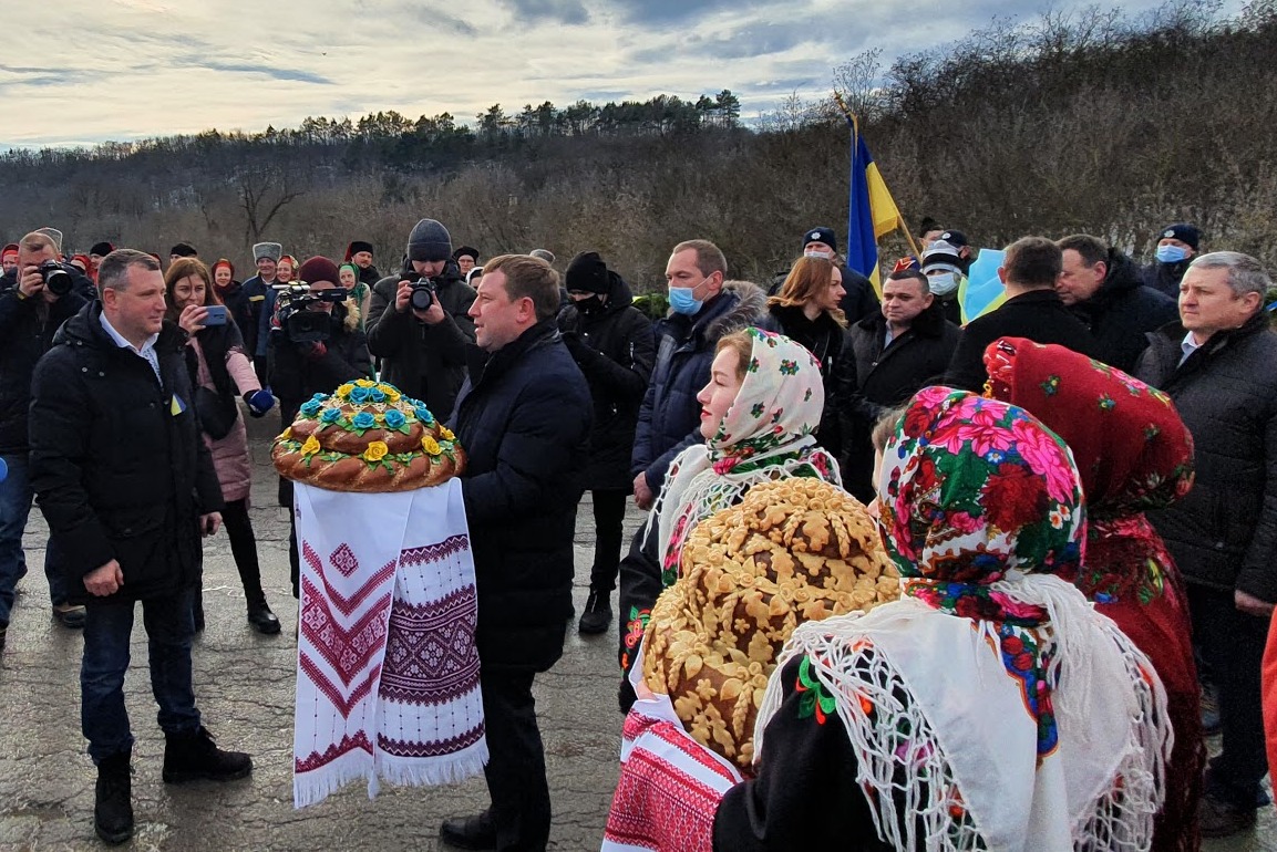 «В єдності сила»: Хмельниччина та Тернопільщина відзначили День Соборності України