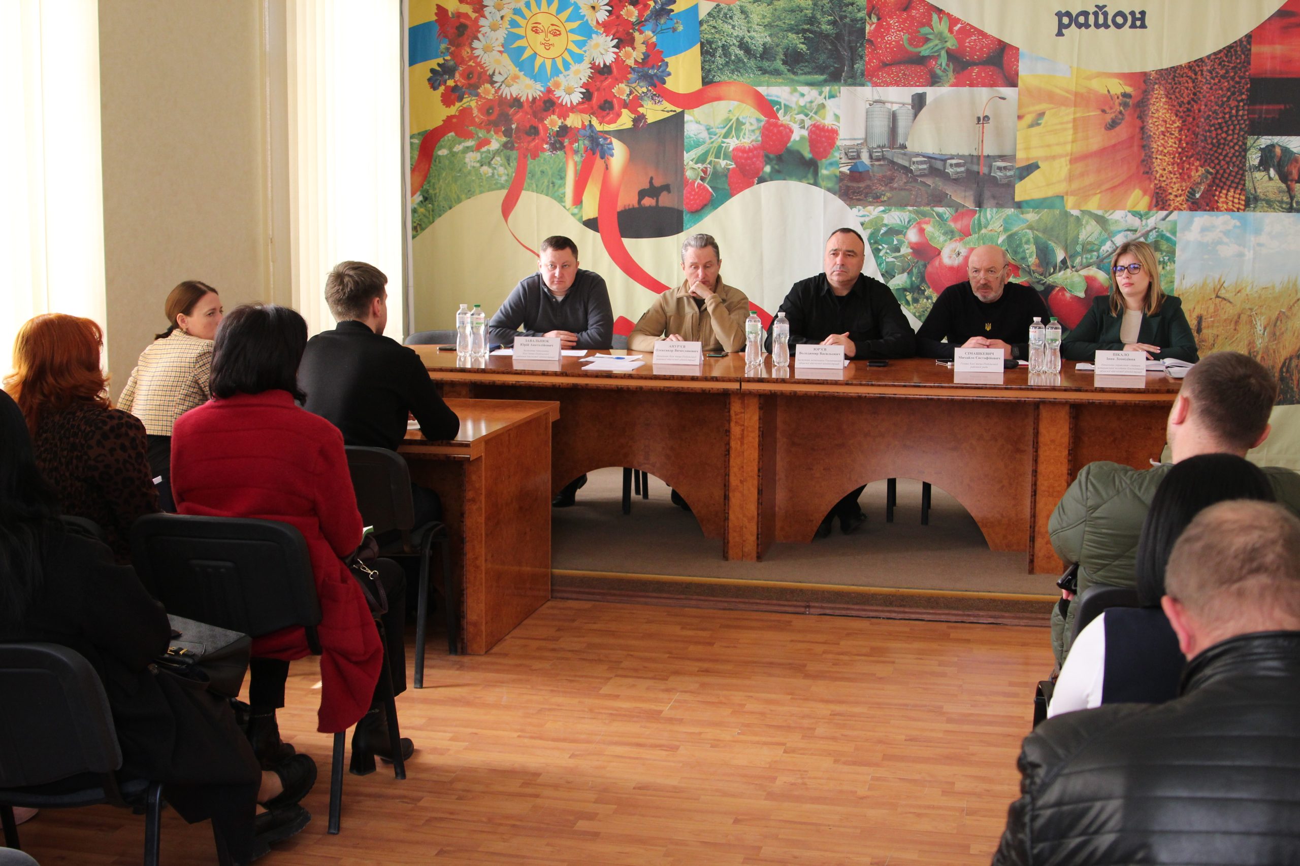 Володимир Юр’єв поспілкувався із керівниками громад Кам’янеччини