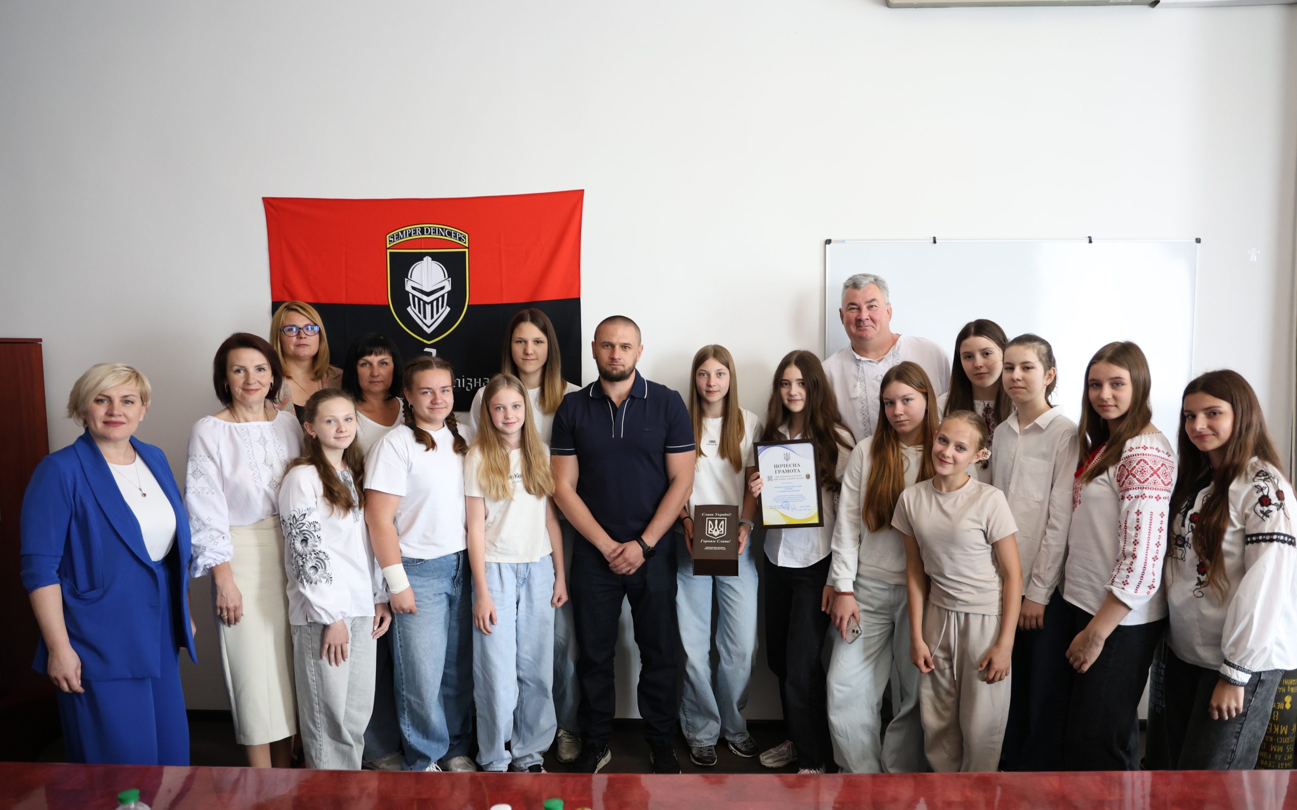 Владислав Фалюш вручив відзнаки кращим волейболістам та тренерам області