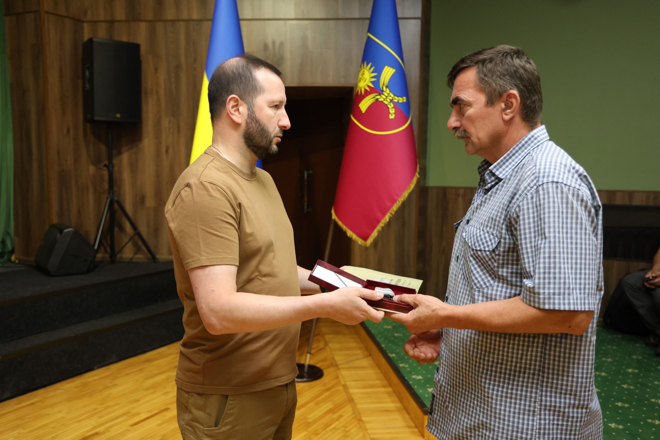 Захисників з Хмельниччини відзначено високими державними нагородами