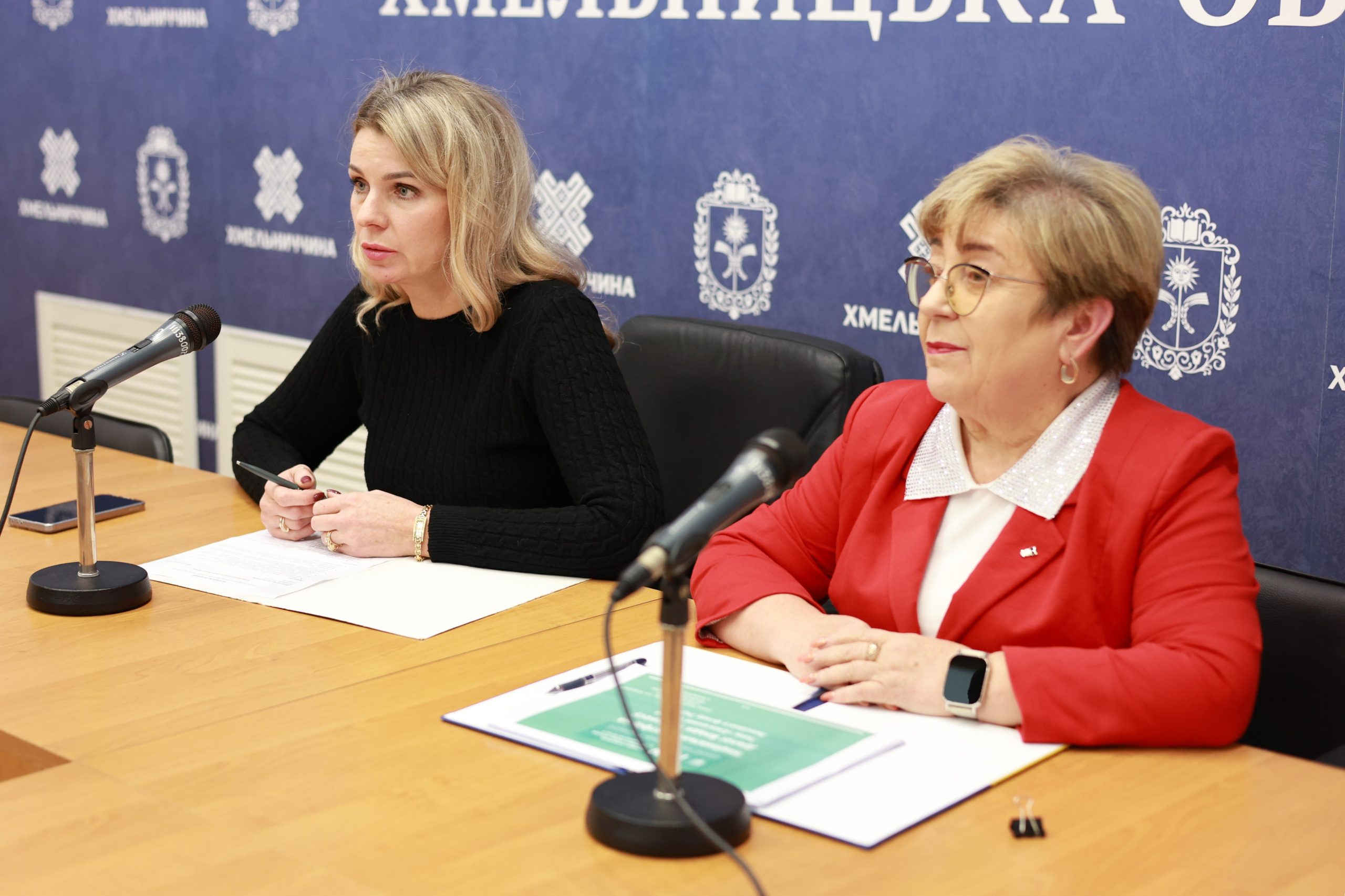На Хмельниччині обговорили впровадження електронних сервісів Пенсійного фонду України в межах платформи «Діалог влади та бізнесу»