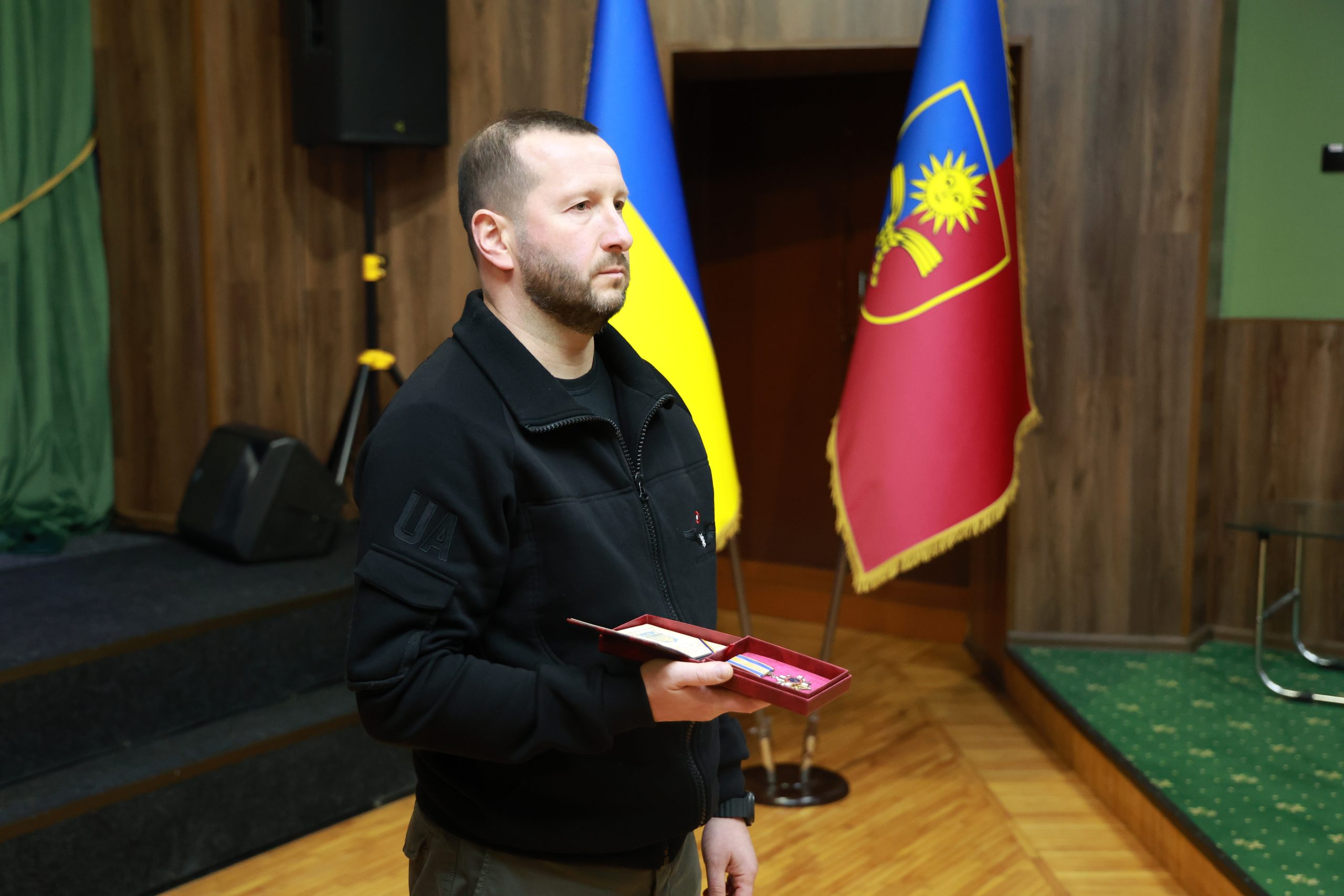 Сергій Тюрін вручив державні нагороди родинам загиблих Героїв та воїну-захиснику