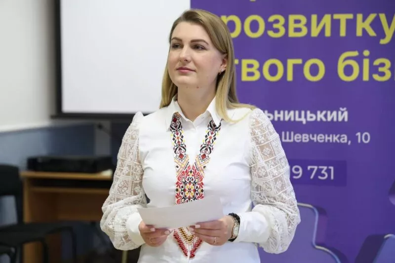 Інтерв’ю першої заступниці начальника ОВА Оксани Вжешневської інформаційному агентству «ХМ-ІНСАЙД»