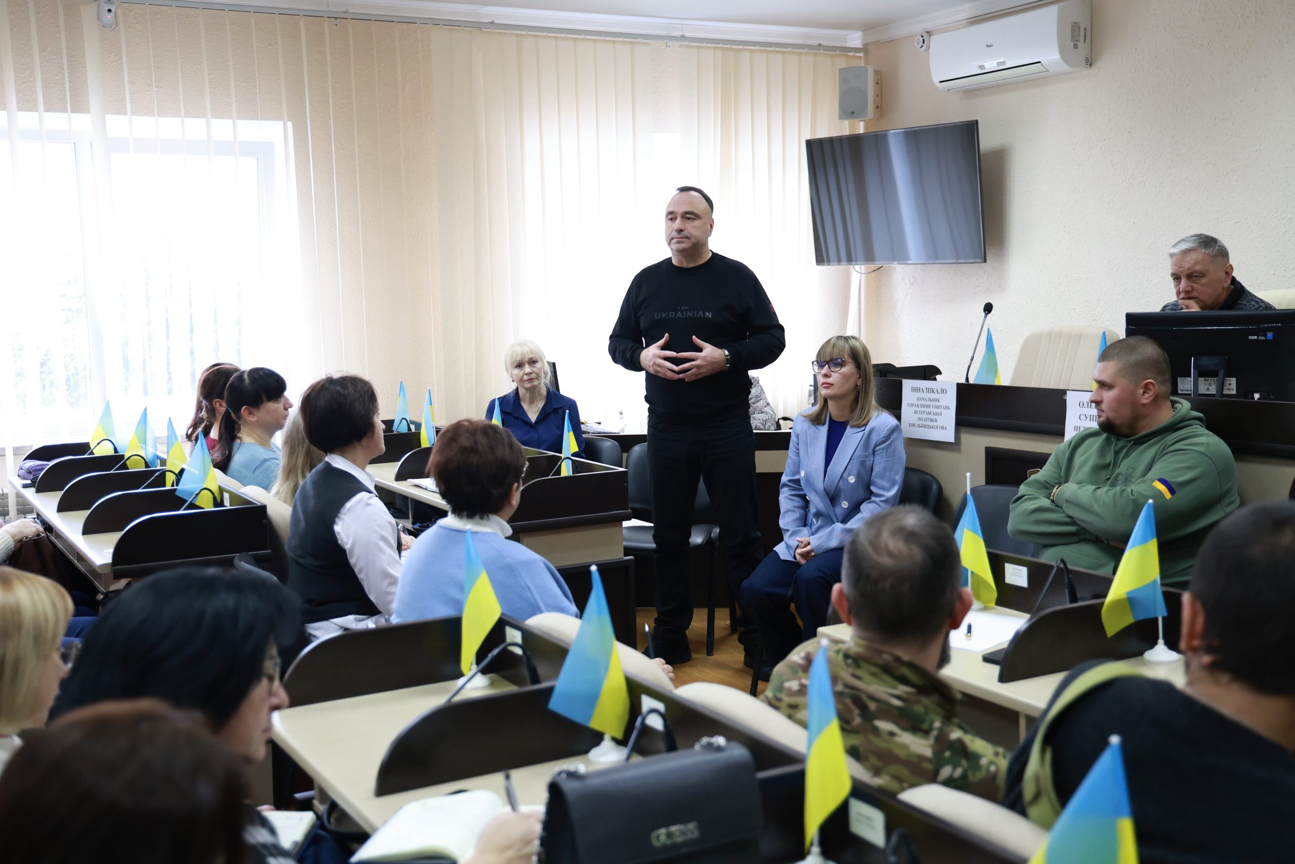 У громадах Хмельниччини тривають ветеранські слухання «Почути кожного»