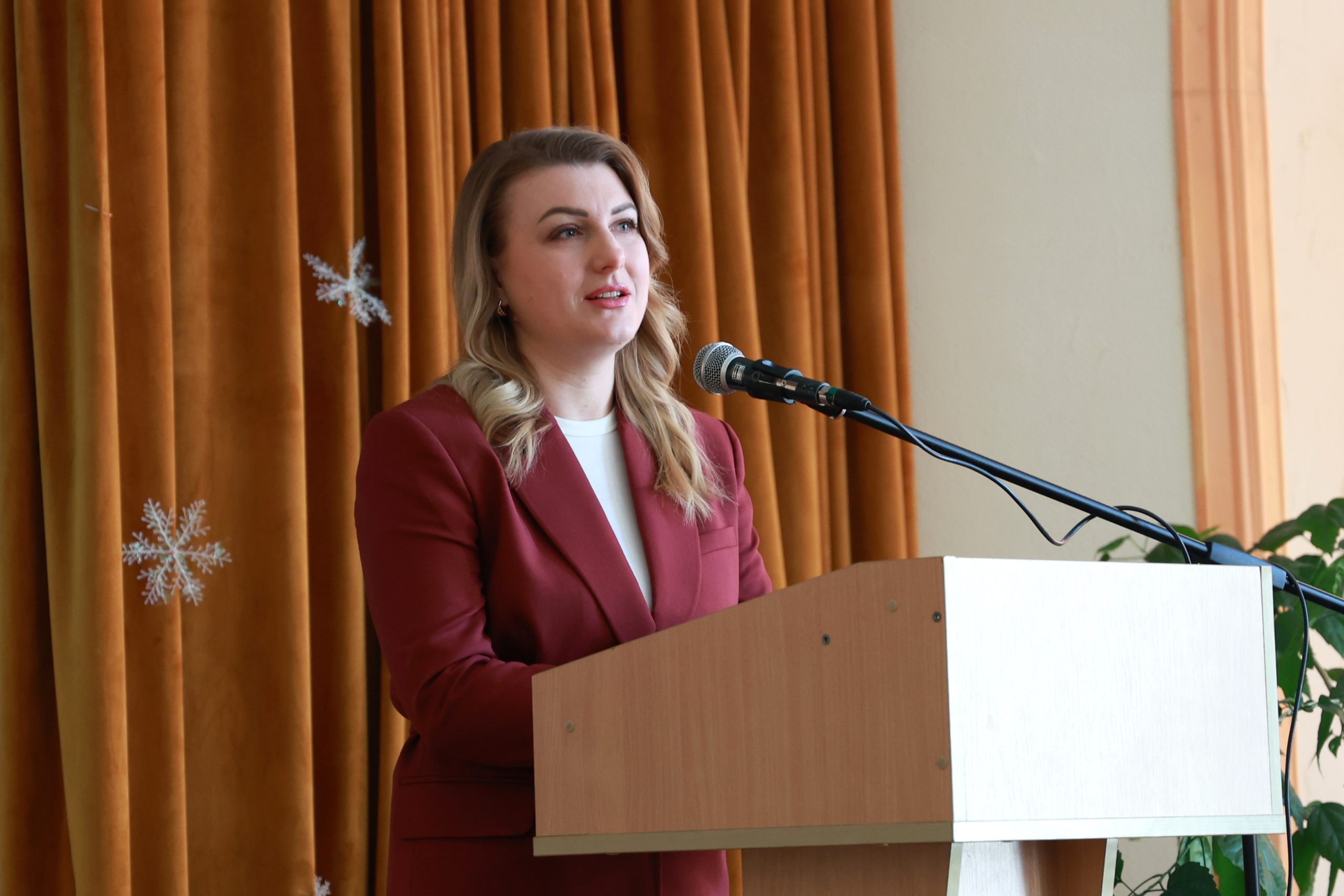 108 магістрів та 36 капеланів отримали дипломи у Хмельницькій гуманітарно-педагогічній академії