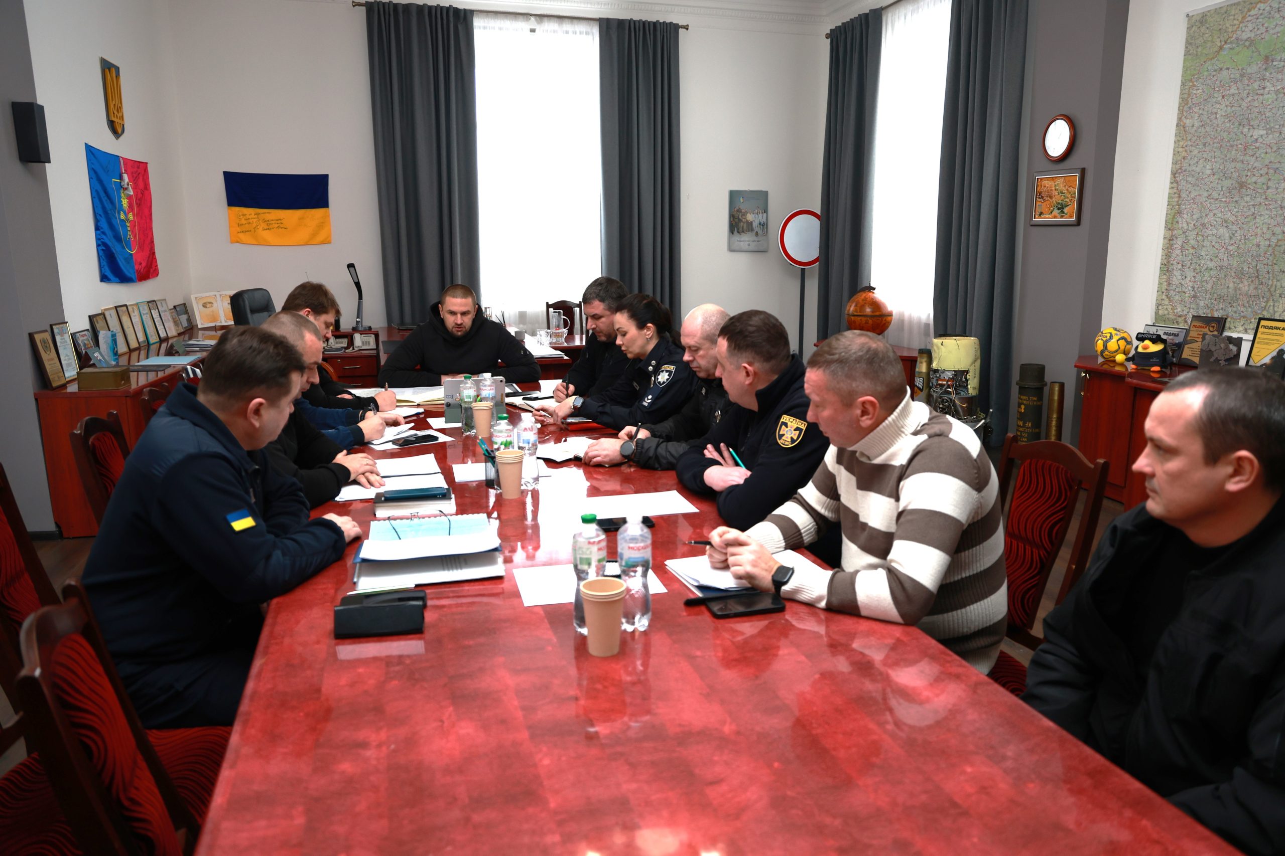 В ОВА відбулася оперативна нарада щодо ситуації в області через погіршення погодних умов