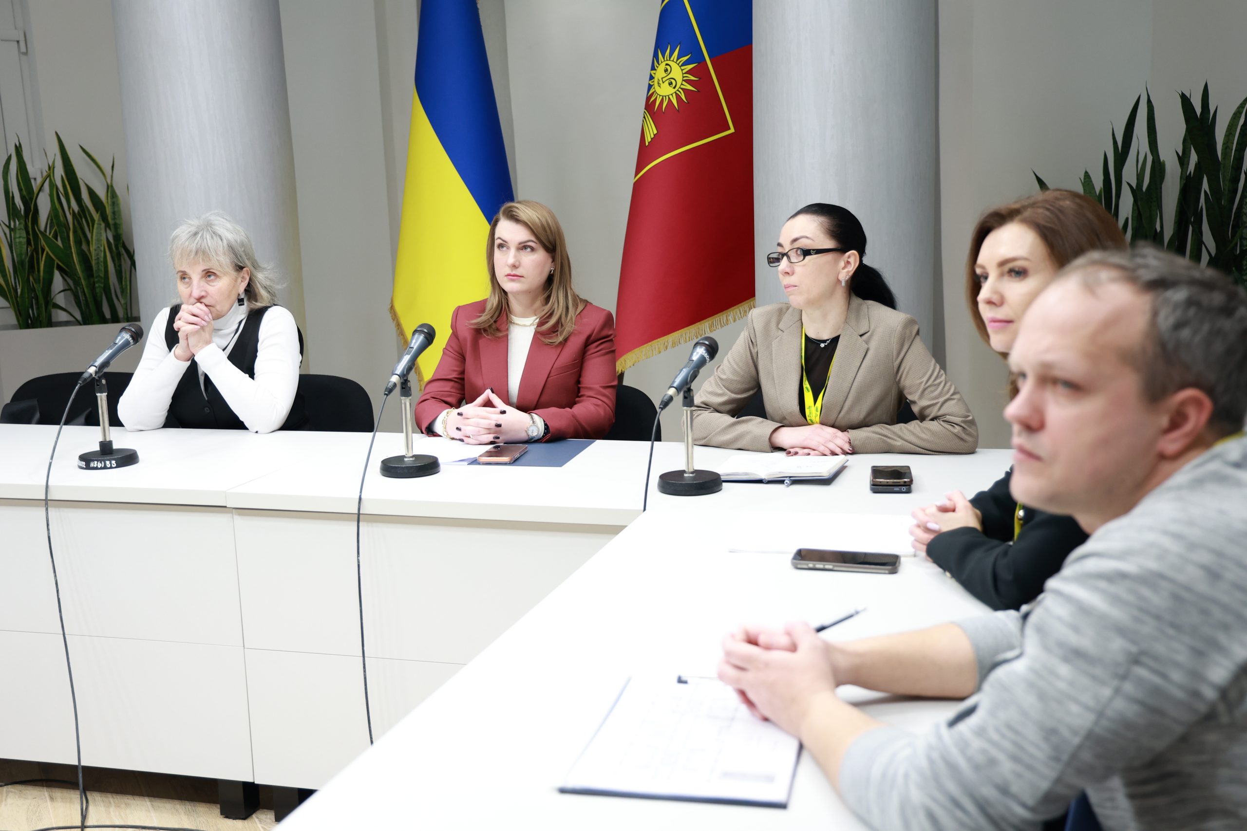 На Хмельниччині презентували проєкти з облаштування житла для новоевакуйованих громадян