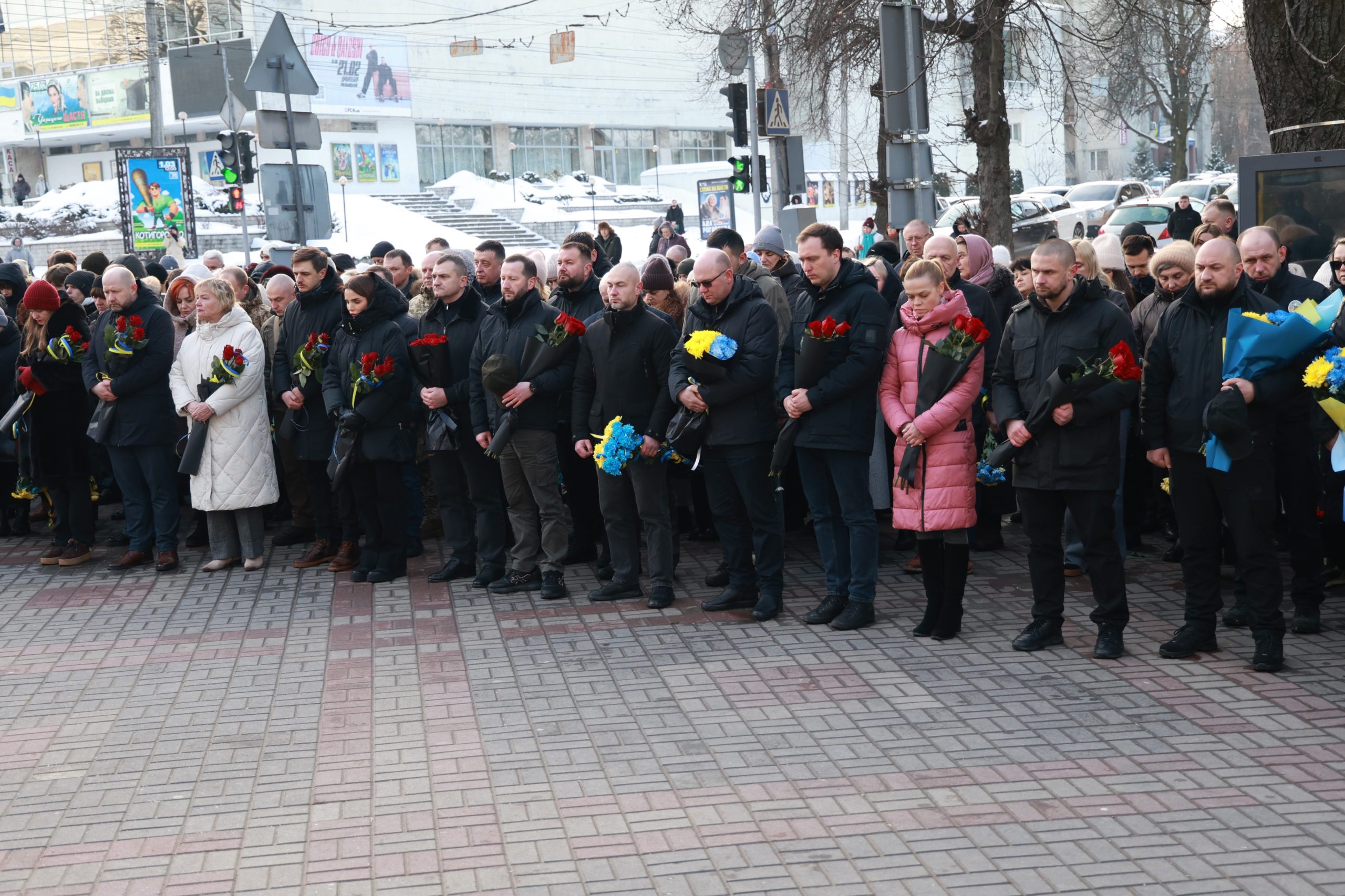 Герої першої перемоги у битві, що триває: на Хмельниччині вшанували пам’ять Героїв Небесної Сотні