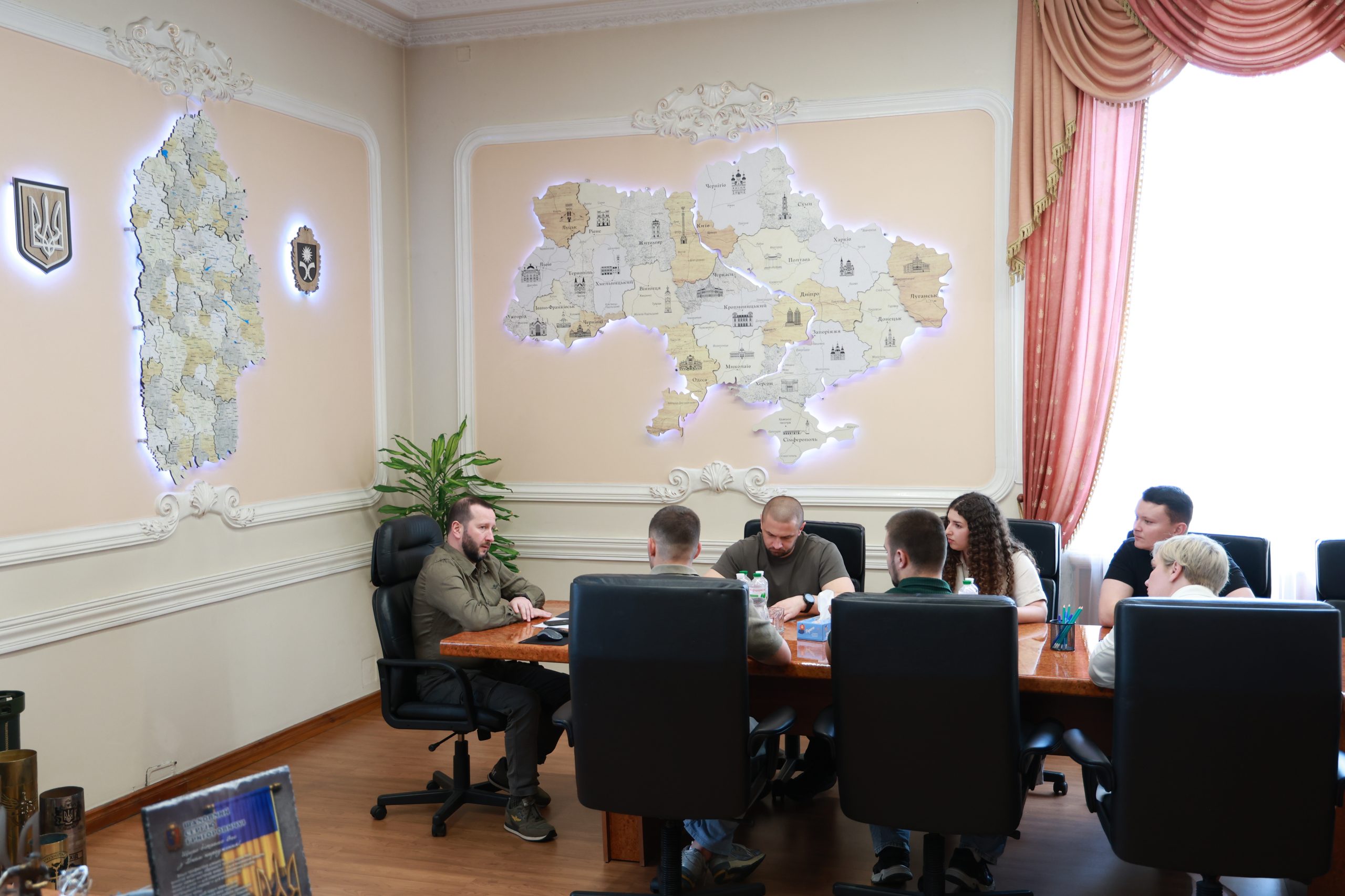 Сергій Тюрін запросив на зустріч керівний склад Молодіжної ради при Хмельницькій ОВА